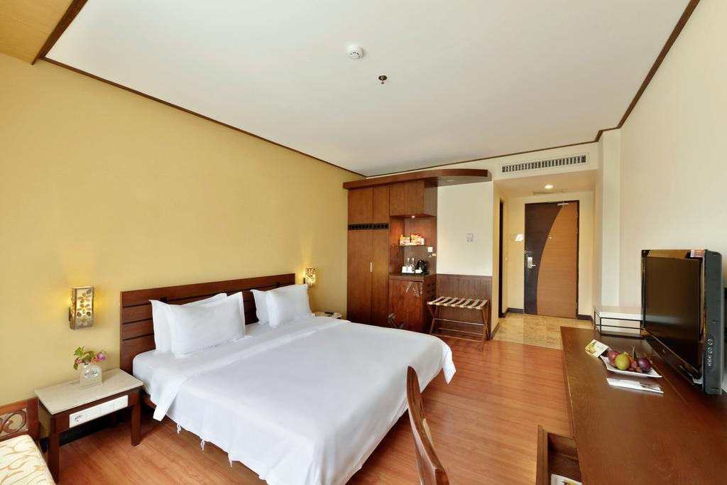 Banana Inn By Kagum Hotels Бандунг Екстериор снимка